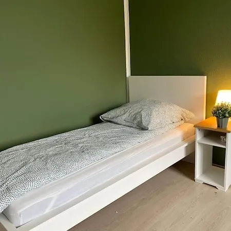 Grueneoase Balkon Smarttv Wifi Wama Apartment